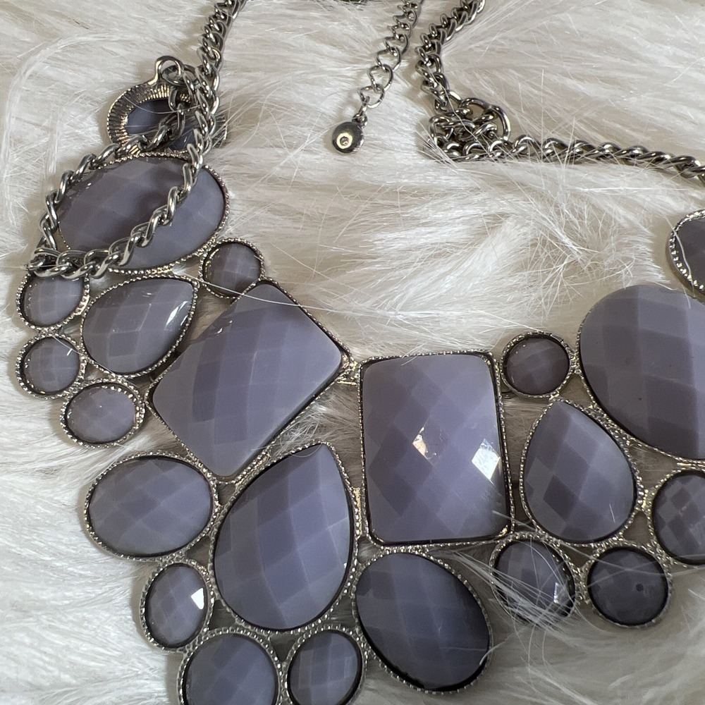 Elegant Lavender Statement Necklace Vintage Style Classic Gift Wedding - Picture 6 of 7